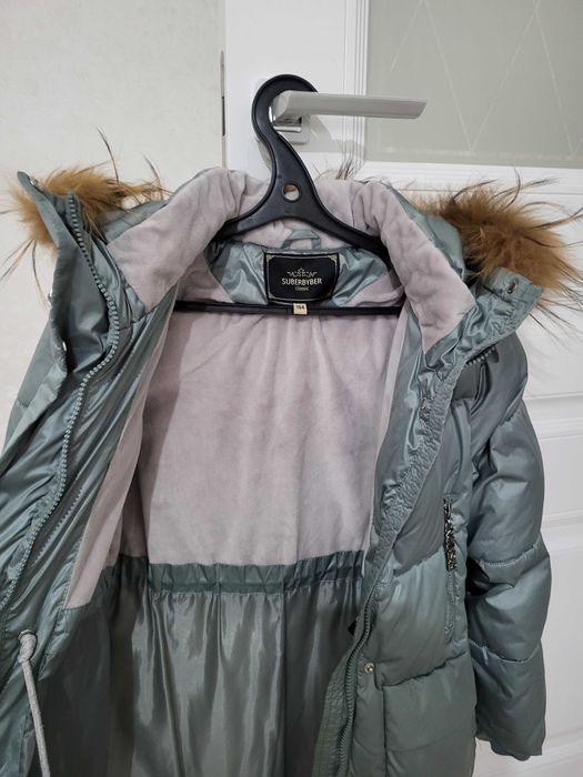 Продам детскую куртку