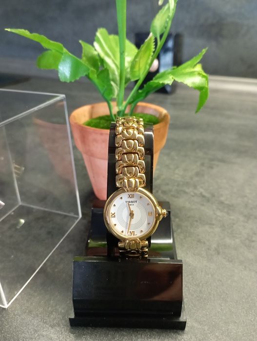 Tissot дамски часовник