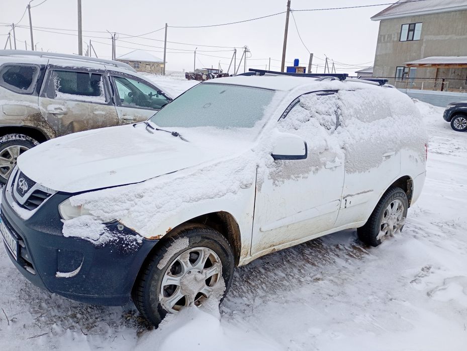 Чери Тигго 2015 газ-бензин