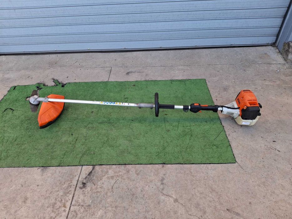 Stihl Бензинова тример Km 111 R