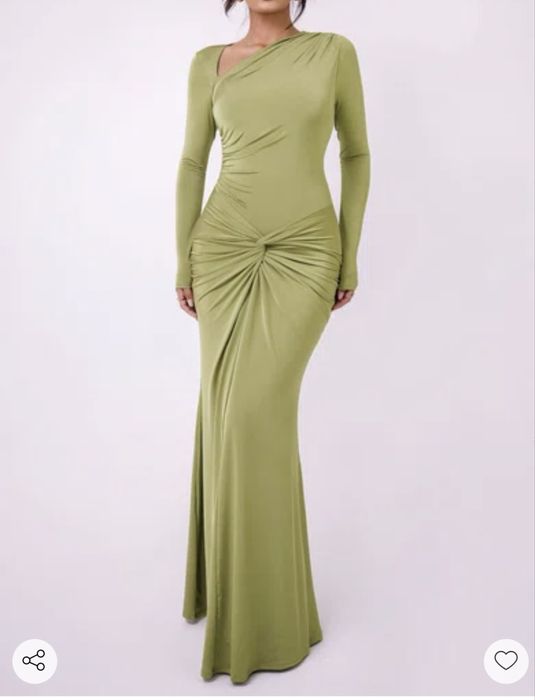 Офоциална рокля.