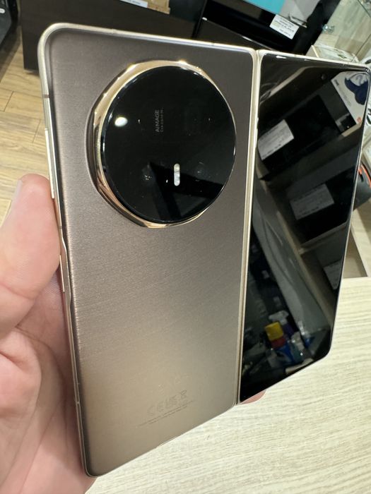Honor Magic V5 512gb / 16gb ram