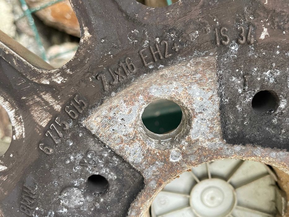 Jante originale 16" style 32 Bmw seria 3 E90/E91/E92 anvelope iarna