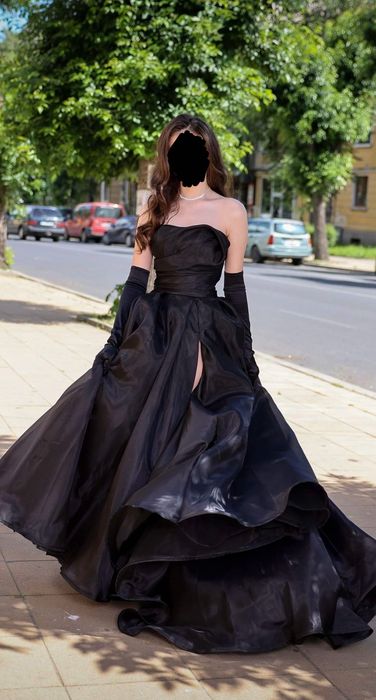 Черна елегантна абитуриентска рокля