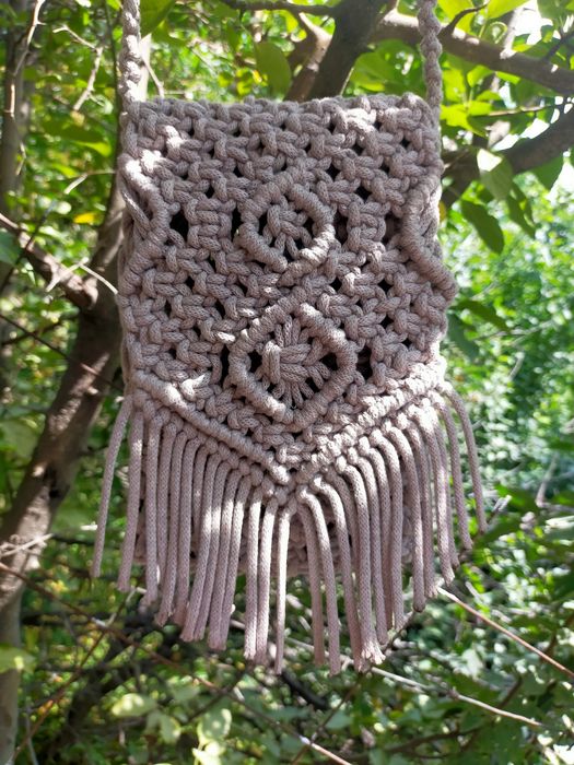 Сумочка для телефона в стиле макраме