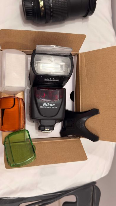 Nikon D7100 24.1 MP DX-Format CMOS Digital SLR