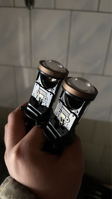 Y6    лед    лампочка