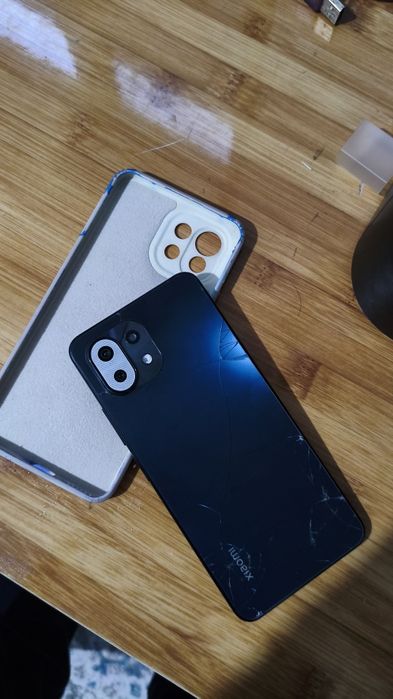 Xiaomi 11 lite 5G NE обмен/продажа