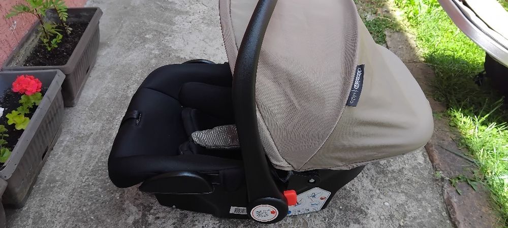 Бебешка количка chipolino 3 в 1