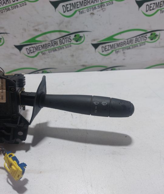 Maneta stergatoare parbriz Dacia Logan prima generatie