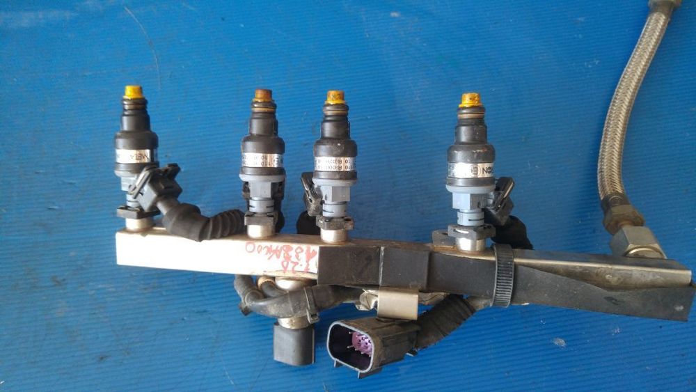 rampa cu injectoare gaz 1.2 b 188a4000 fiat panda 169 110r-000014