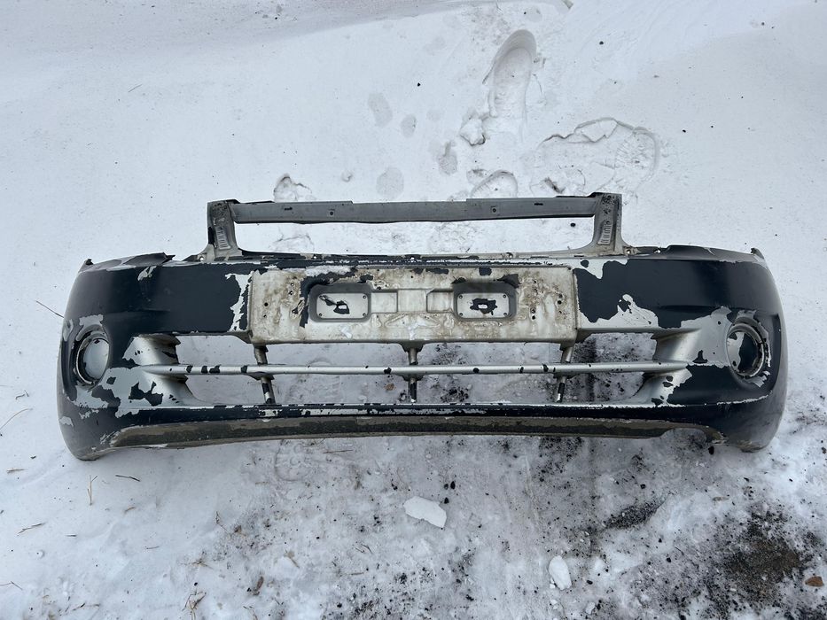 Продам бампер на лада гранта 1