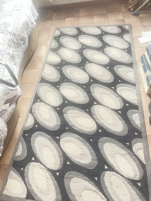 Продам срочно ковры б/у