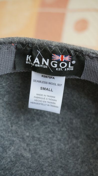 KANGOL Шапка  Вълнена плоска шапка безшевна  Тъмносива S