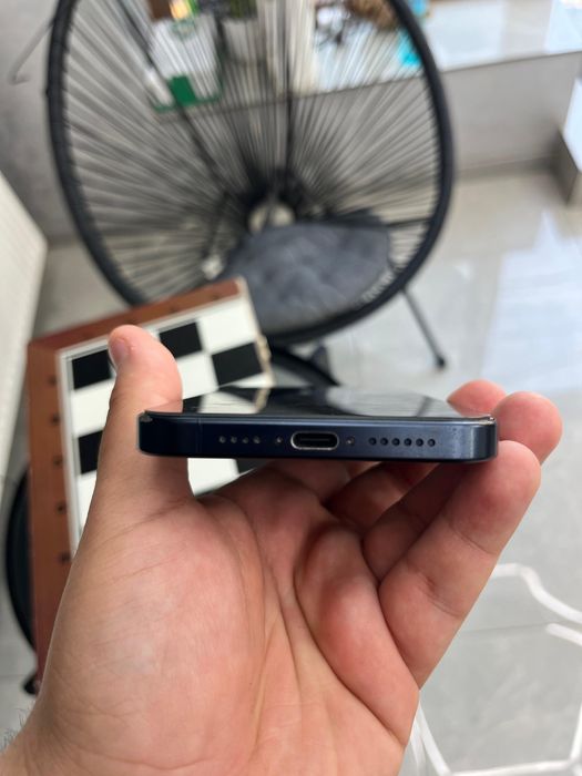 Vand sau schimb iphone 15 pro max