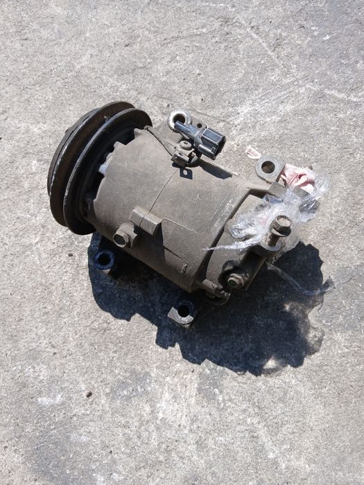 Компресор климатик NISSAN ALMERA TINO 00-05г. 2.2 114кс.
