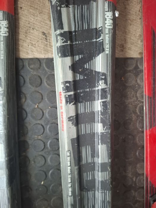 Schiuri adulti la super preț