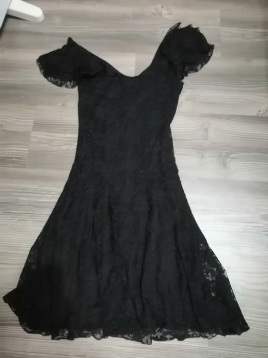 Уникална дантелена рокля