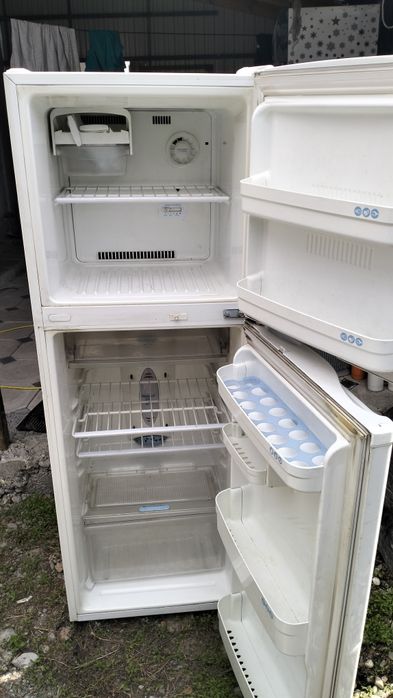 Продается Холодильник