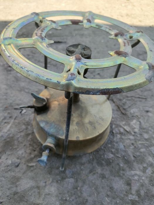 Продам примус в хорошем состоянии.