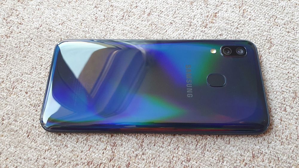 Samsung Galaxy A40 Нов