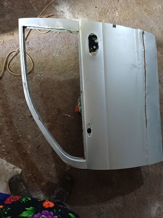 Sotiladi Matiz chap oldin eshik