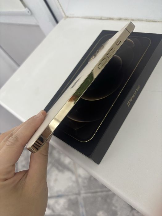 Айфон 12 про макс