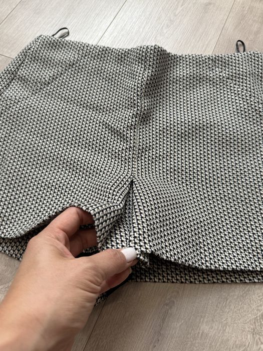 Шорты-юбка Zara 46-48 м-л