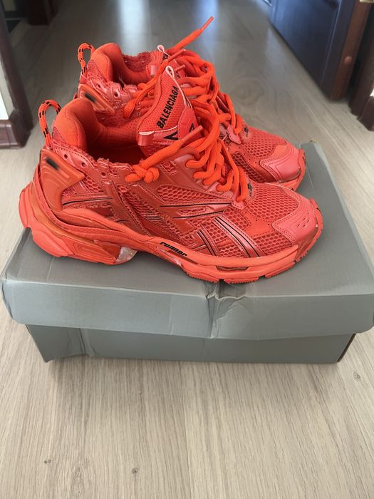 Balenciaga runner