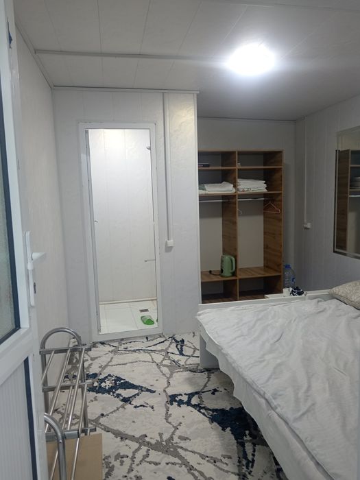 Метро Чорсу хостел гостиница алохида хоналаримиз бор
4-кишилик хона ой