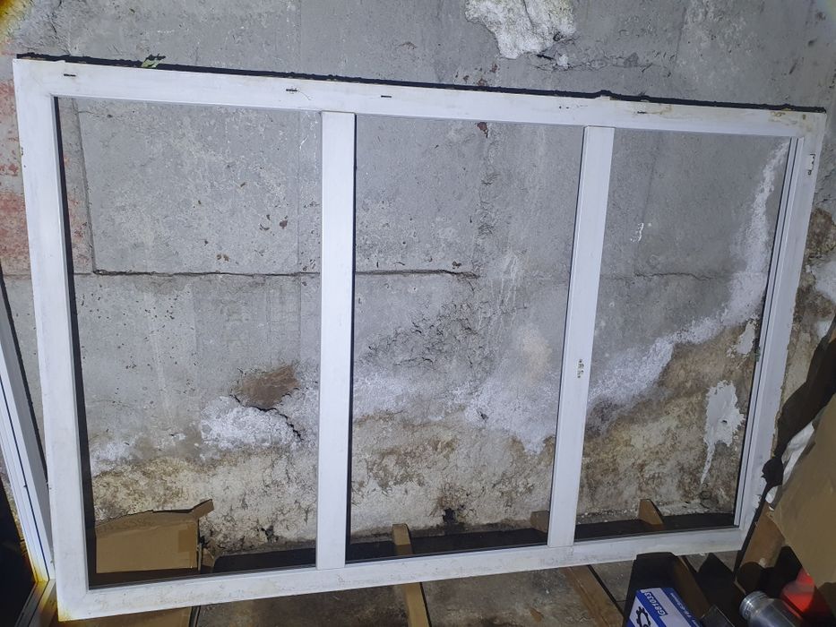 Свалена дограма Саламандър