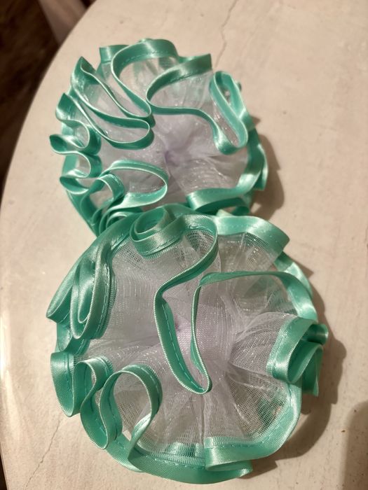 Бантики красивые две пары