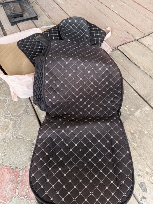 Универсальные чехлы в хорошем состояние