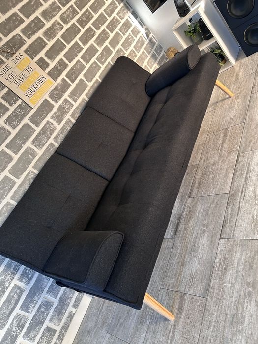 Canapea extensibila 3 locuri