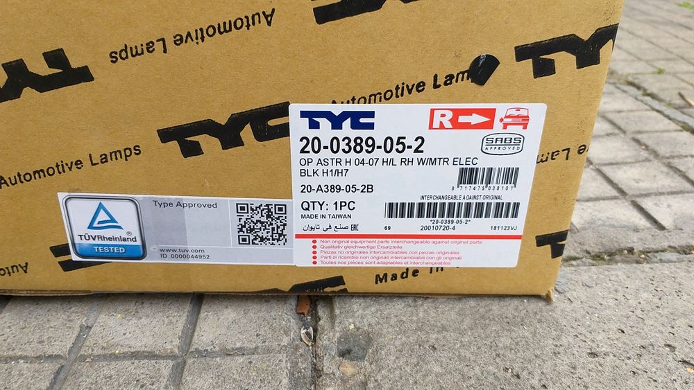 Фарове Опел Астра Н OPEL Astra H фар светлини 03г. - 07г.