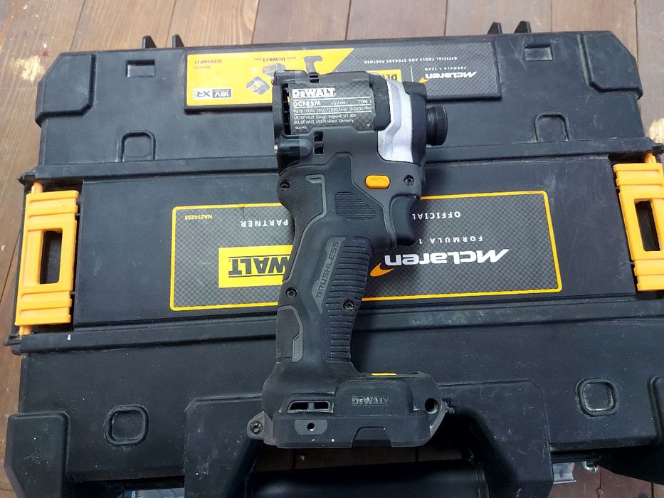 DeWALT DCF85 McLaren