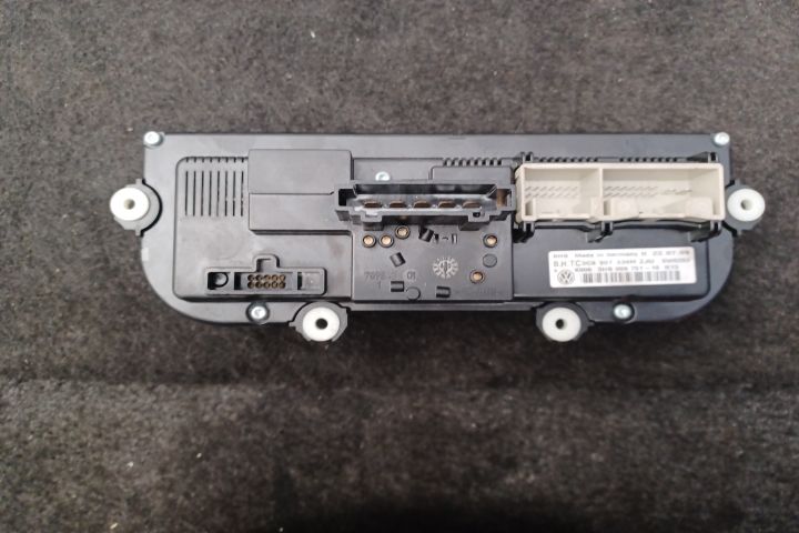 Comanda AC 3C8907336H 5HB009751 3C8907336H 5HB009751 Volkswagen VW Go