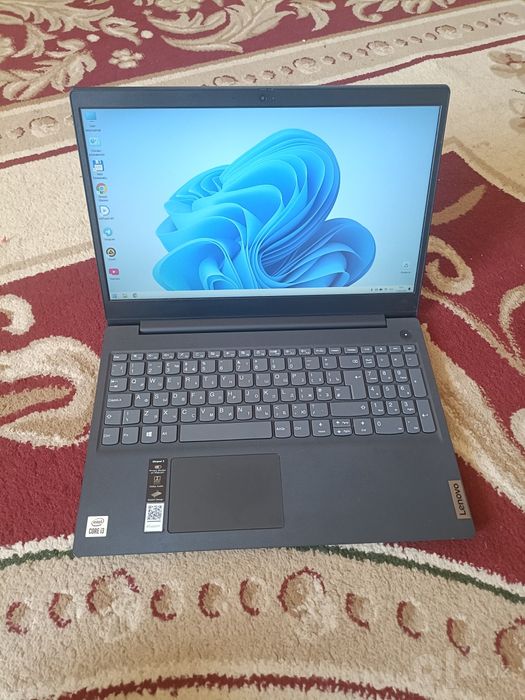Lenovo core i3 10110u 8/256gb