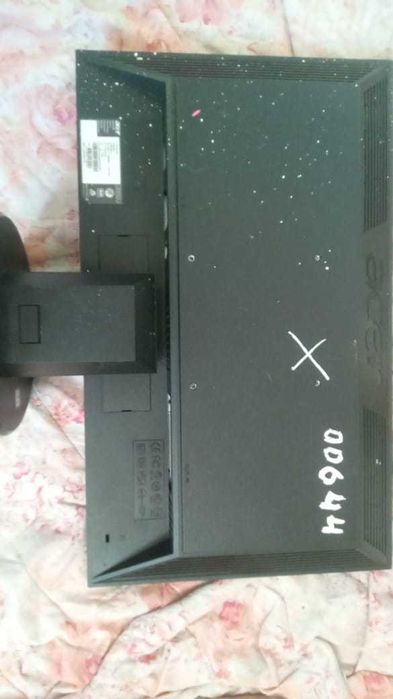 Продам монитор срочно