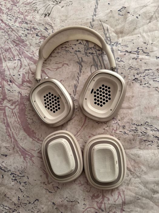Подам AirPods Max