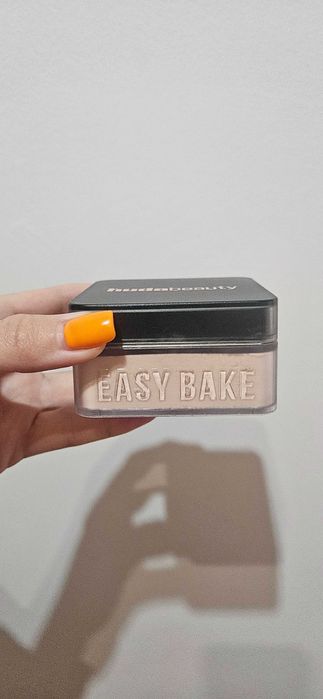 Пудра Huda beauty