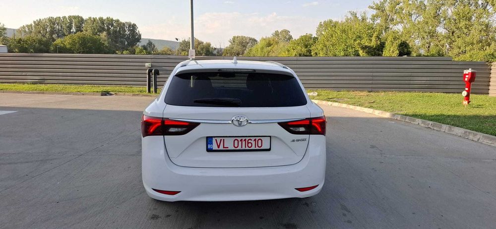 Toyota avensis 2017