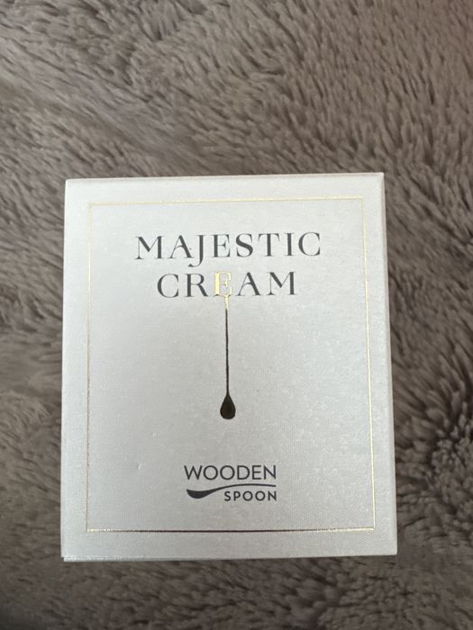 Majestic cream, нов с опаковка