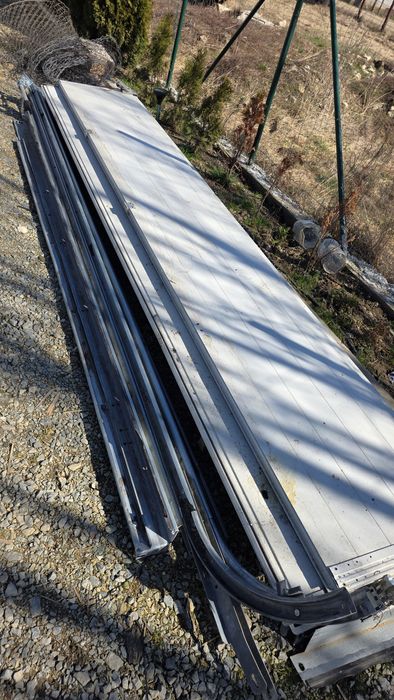 Usa garaj 350-400 h inaltime 400 latime