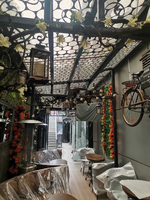 Под наем кафе- бар в Студентски град София - сутерен 150 кв.м.