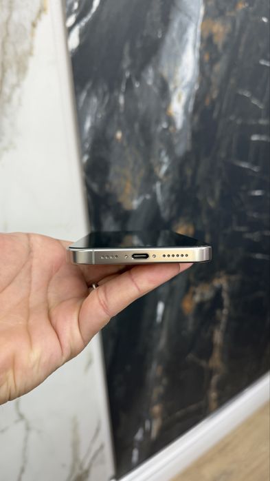 Iphone 16 pro max 256gb natural titanium