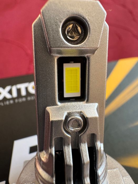 Диодни-LED крушки H7  с вграден вентилатор AUXITO