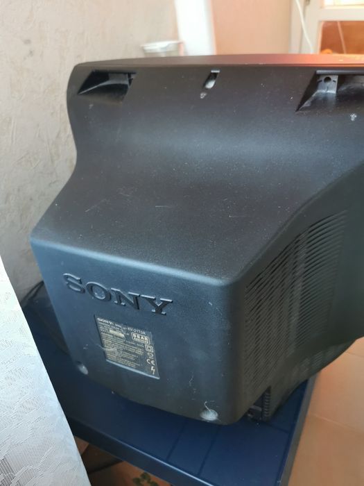 Телевизор  SONY Trinitron