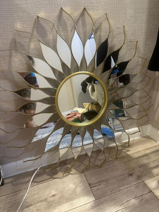 Декоративная зеркало