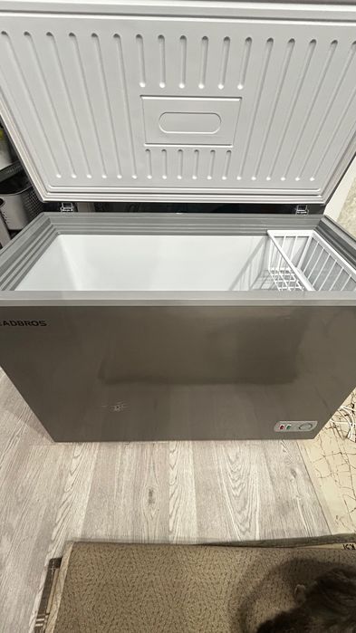 Морозильник leabros 270л